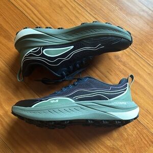 Teva Trailwinder Low Running Shoes sz 8